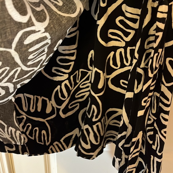 Farm romper with pockets and front skirt Size L - Picture 2 of 11